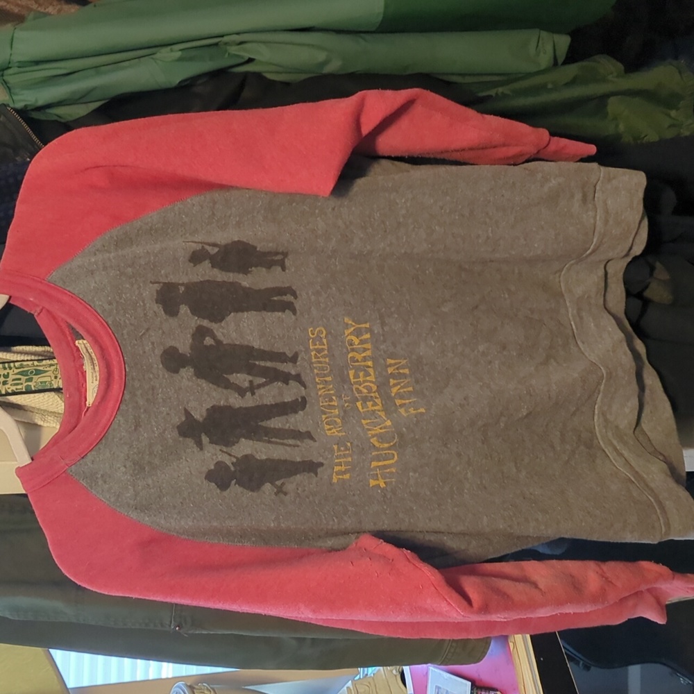 XL Huckleberry Finn sweater